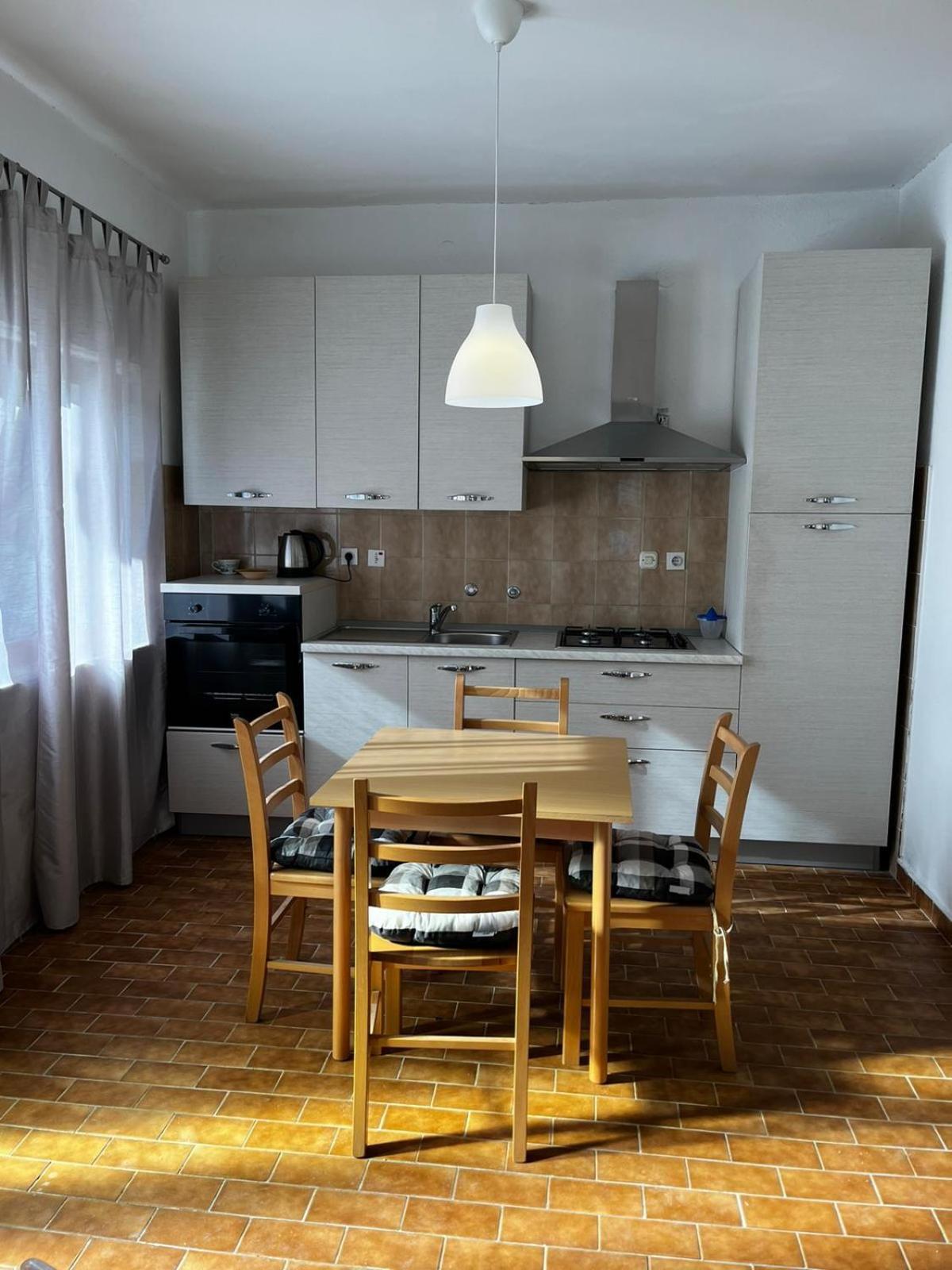 Apartmani Branko Vojnovic 오미스 객실 사진