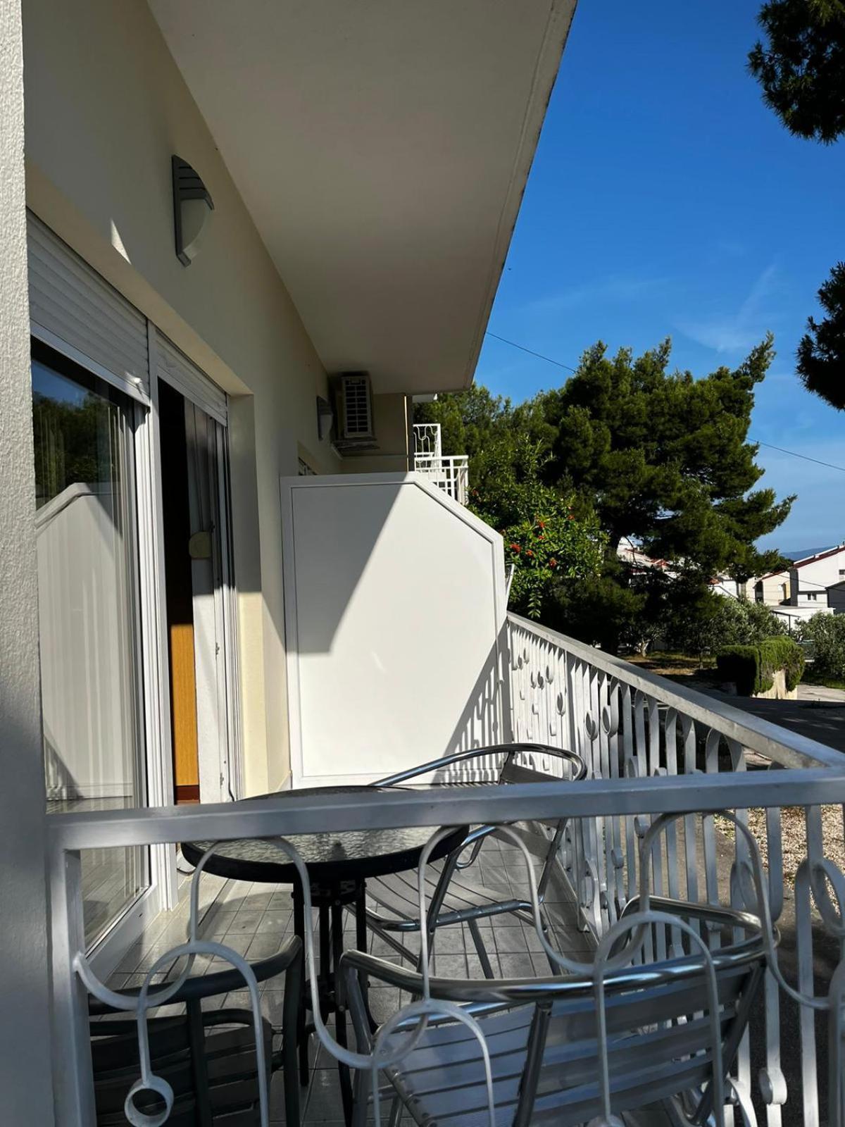 Apartmani Branko Vojnovic 오미스 객실 사진